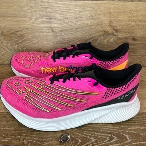 New Balance FuelCell RC Elite Size 10